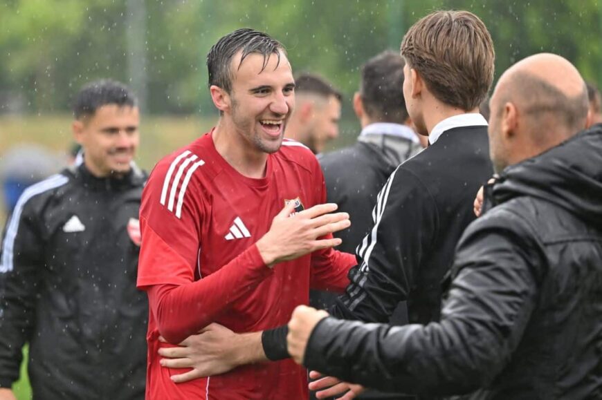 Harsányi Dániel továbbra is PMFC-mezben