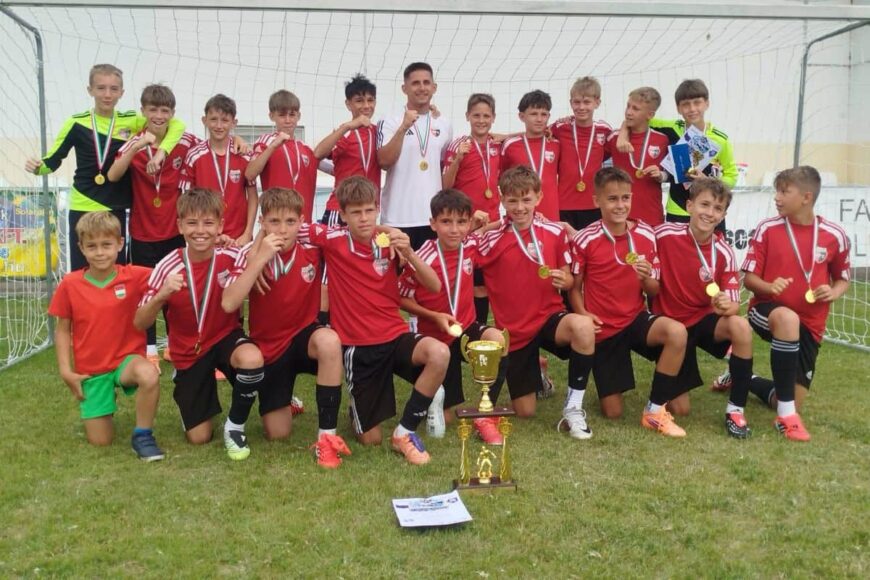 U12: Aranyérem Balatonlelléről